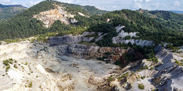 Sísmica de Refracción Escarificabilidad de las rocas en la Selva